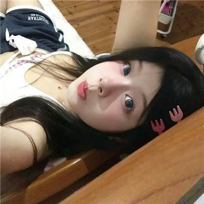 三个扑火的少年